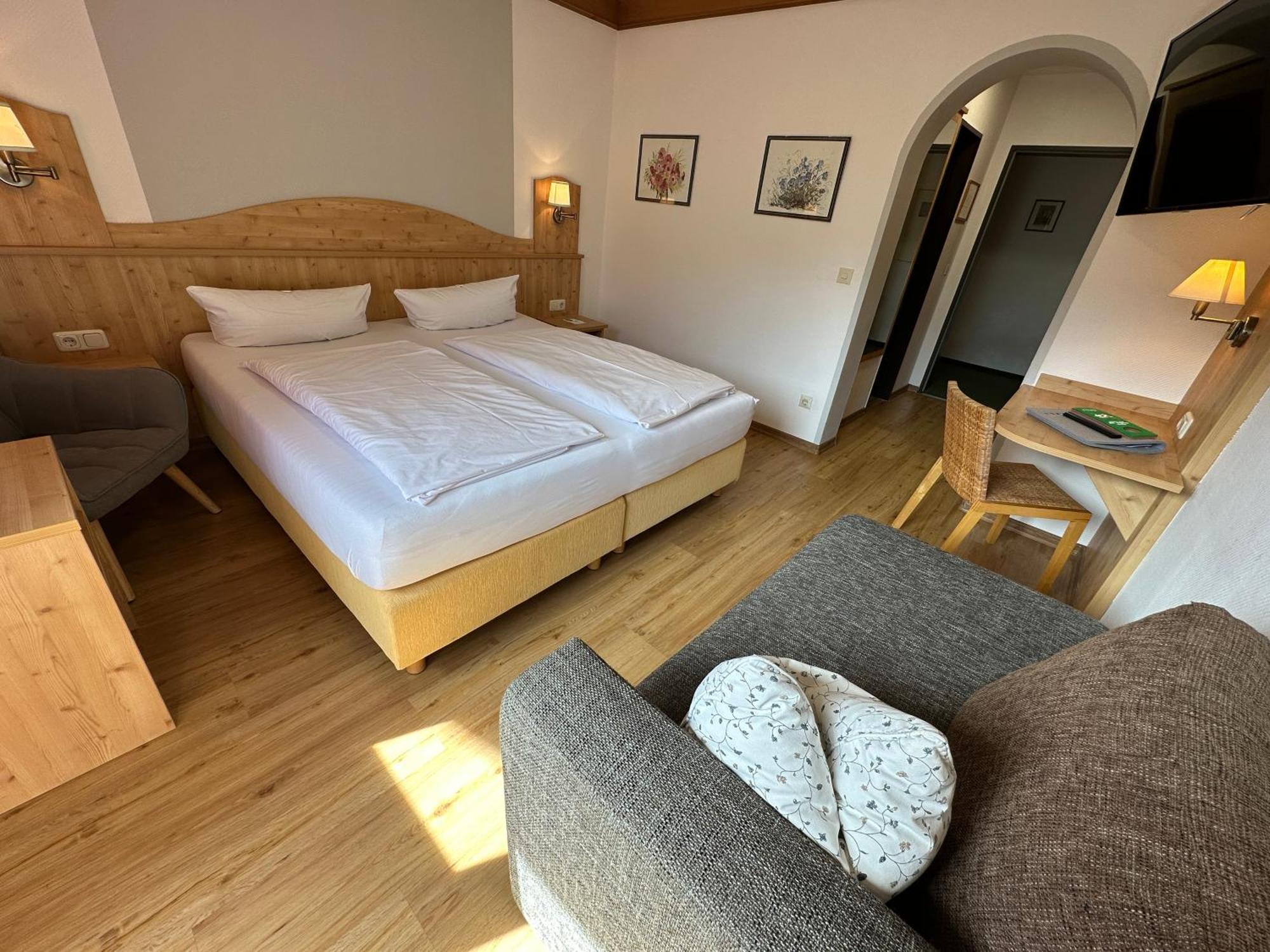 Landhotel Maiergschwendt Ruhpolding Bagian luar foto